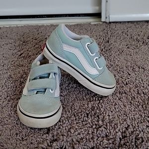 Toddler vans size 4 light blue